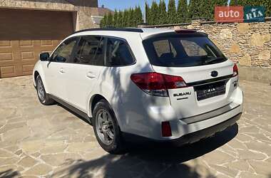 Универсал Subaru Outback 2014 в 