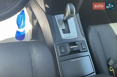 Универсал Subaru Outback 2014 в 