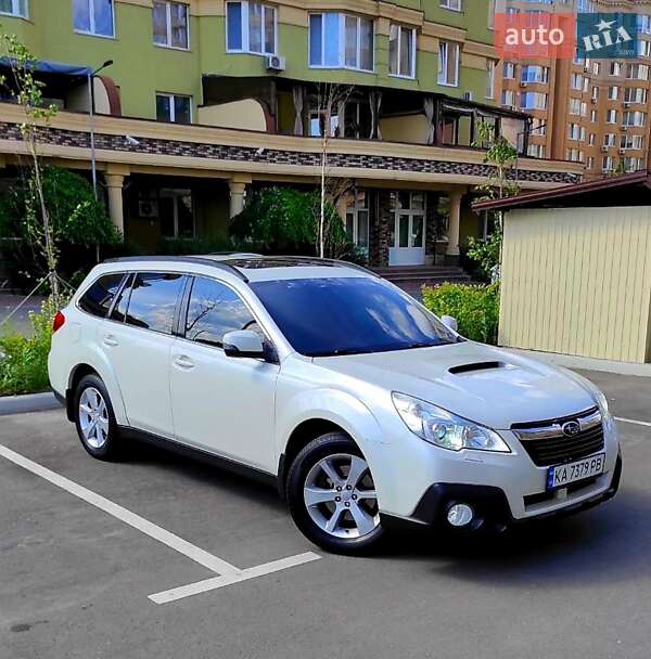 Subaru Outback 2014