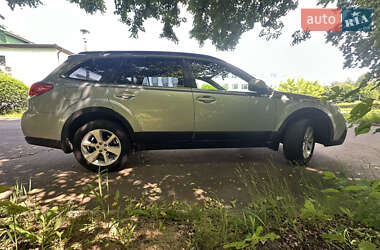 Универсал Subaru Outback 2013 в 