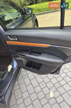 Универсал Subaru Outback 2014 в 