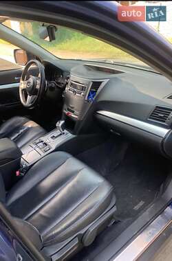 Универсал Subaru Outback 2011 в 