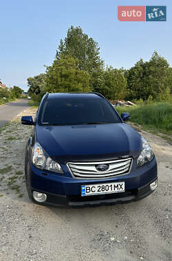 Универсал Subaru Outback 2010 в 