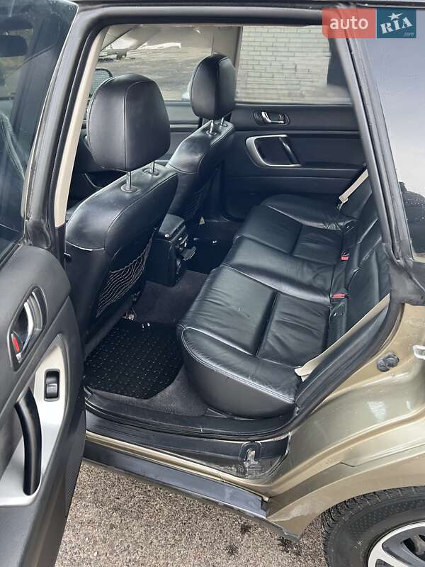 Універсал Subaru Outback 2007 в Львові