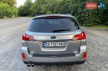 Универсал Subaru Outback 2011 в 