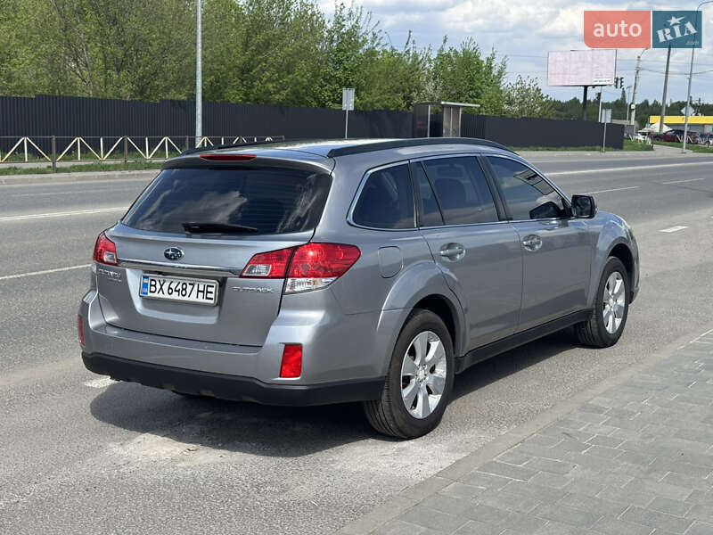 Универсал Subaru Outback 2011 в Хмельницком