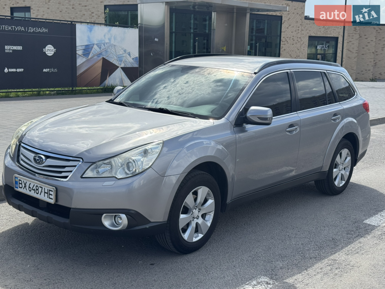 2010 Subaru Outback - мініатюра 9