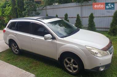 Универсал Subaru Outback 2010 в Киеве