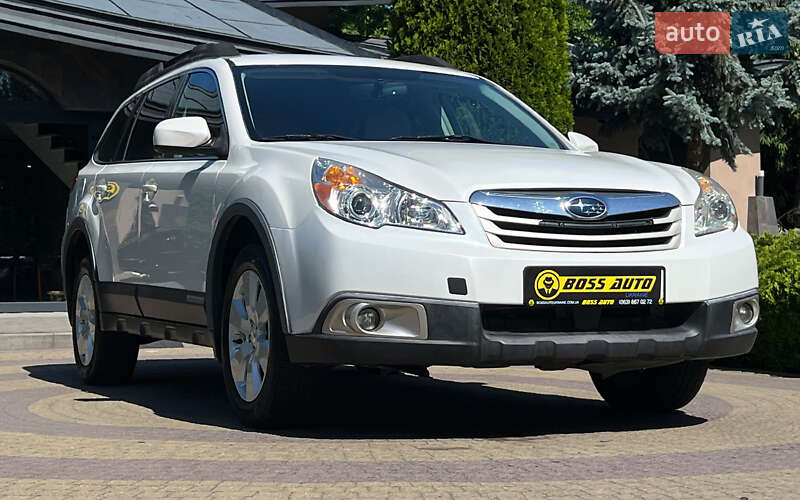 Subaru Outback 2010