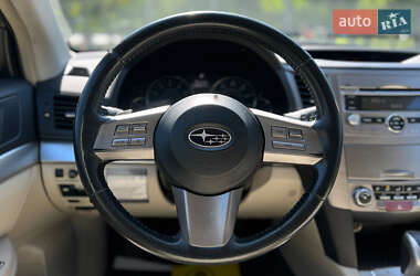 Універсал Subaru Outback 2010 в 