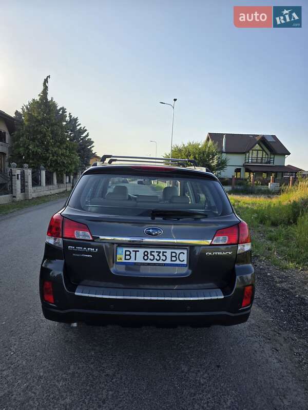 Универсал Subaru Outback 2009 в Херсоне