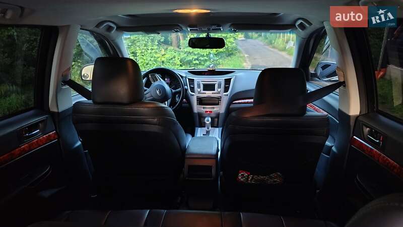 Универсал Subaru Outback 2012 в Житомире