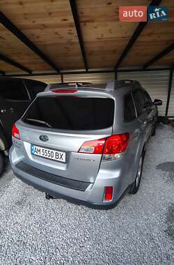 Универсал Subaru Outback 2012 в Житомире