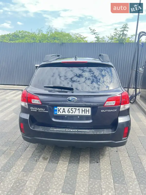 Subaru Outback 2013