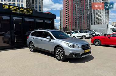 Универсал Subaru Outback 2016 в Киеве