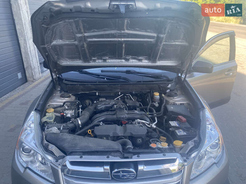 Универсал Subaru Outback 2014 в Тернополе