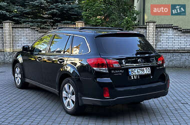 Универсал Subaru Outback 2011 в 