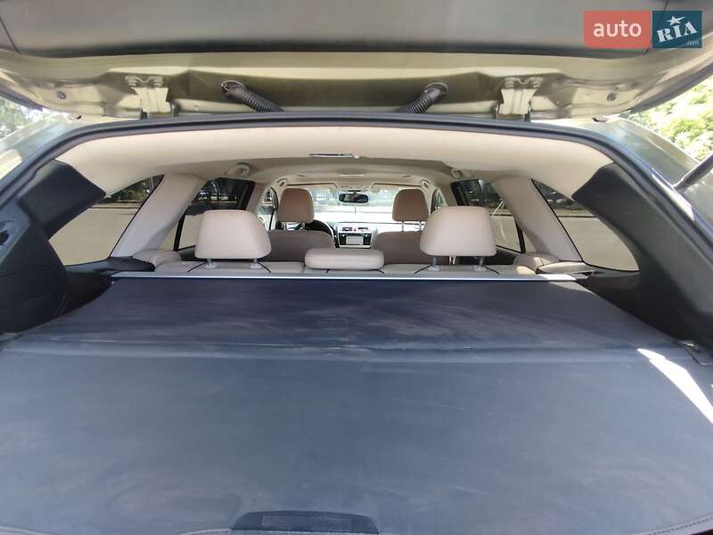 Универсал Subaru Outback 2015 в Софиевской Борщаговке