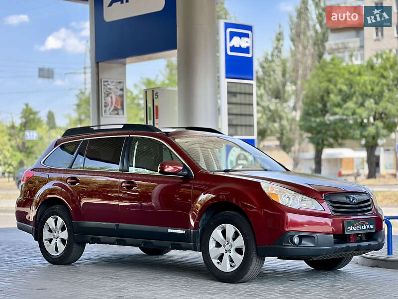 Subaru Outback 2012