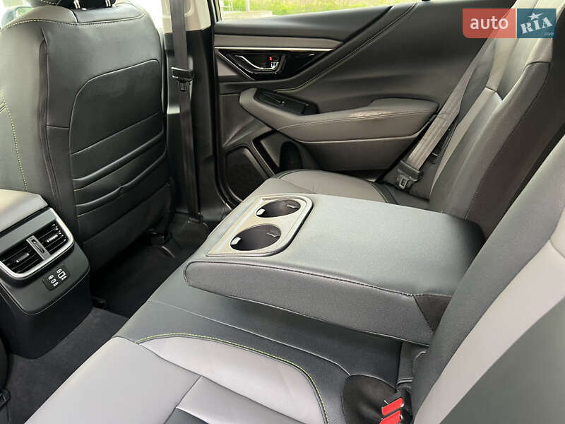 Универсал Subaru Outback 2024 в Киеве