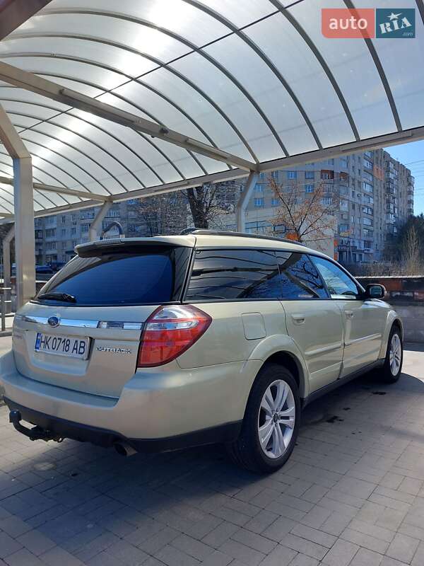 Універсал Subaru Outback 2007 в Рівному