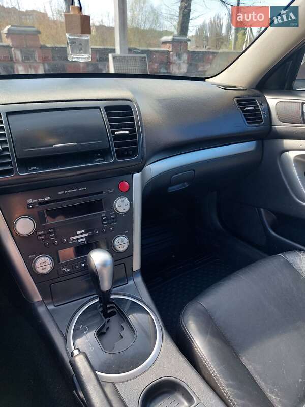 Універсал Subaru Outback 2007 в Рівному