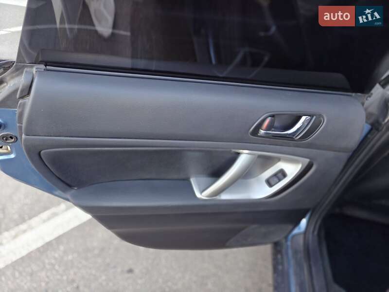 Универсал Subaru Outback 2009 в Кривом Роге