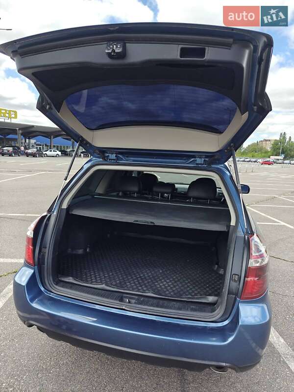 Универсал Subaru Outback 2009 в Кривом Роге