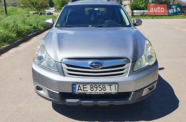 Универсал Subaru Outback 2010 в Каменском