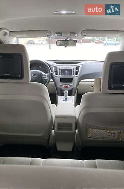 Универсал Subaru Outback 2013 в 