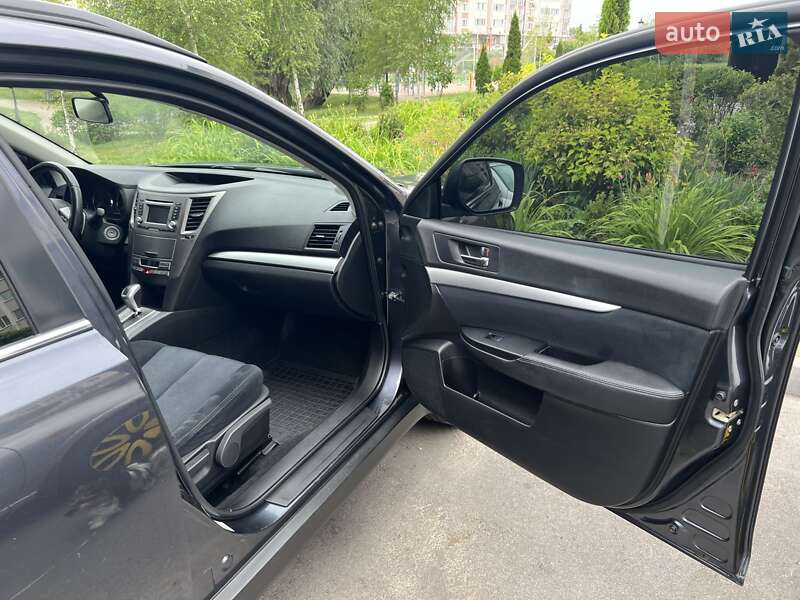 Универсал Subaru Outback 2012 в Киеве фото 35 Универсал Subaru Outback 2012 в Киеве
