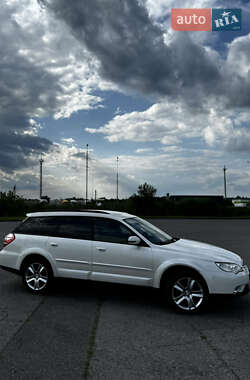 Универсал Subaru Outback 2008 в Чопе