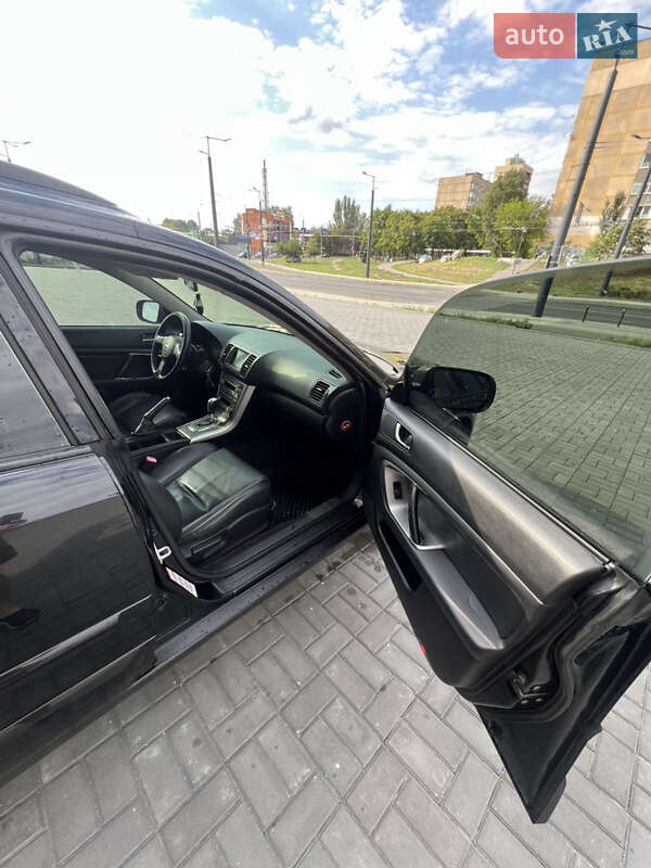 Универсал Subaru Outback 2006 в Днепре