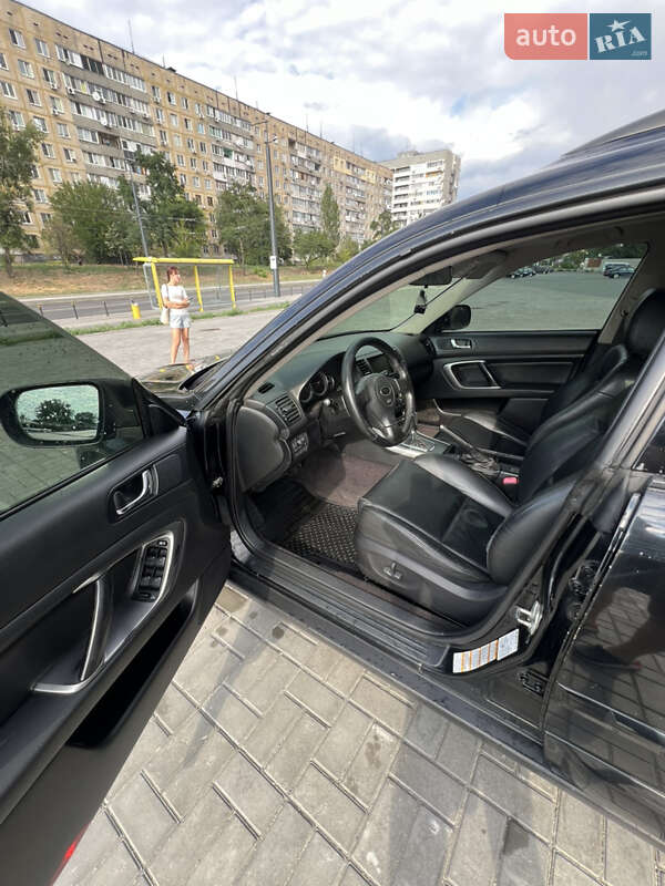 Универсал Subaru Outback 2006 в Днепре