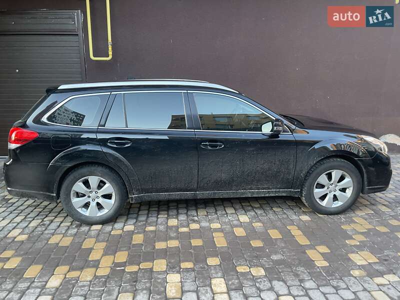 Универсал Subaru Outback 2013 в Виннице