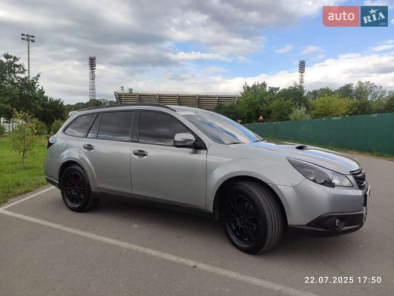 Универсал Subaru Outback 2009 в Ивано-Франковске