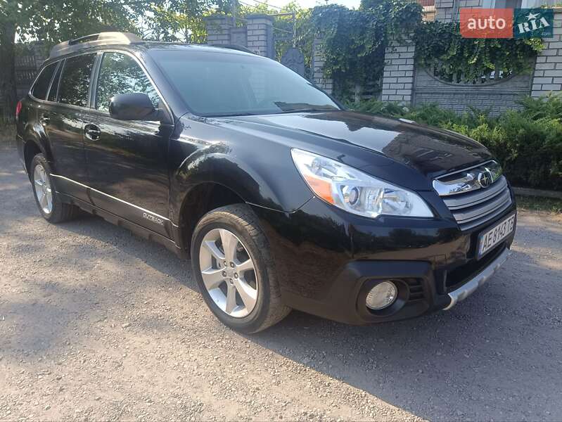 Универсал Subaru Outback 2013 в Каменском