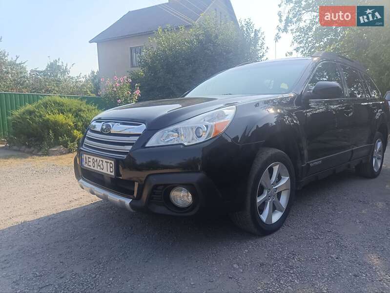 Универсал Subaru Outback 2013 в Каменском