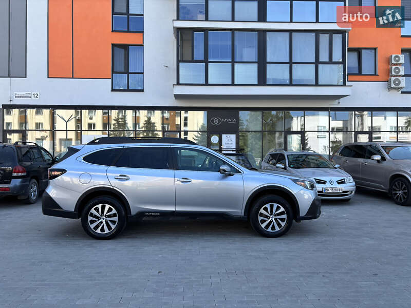 Универсал Subaru Outback 2021 в Вараше