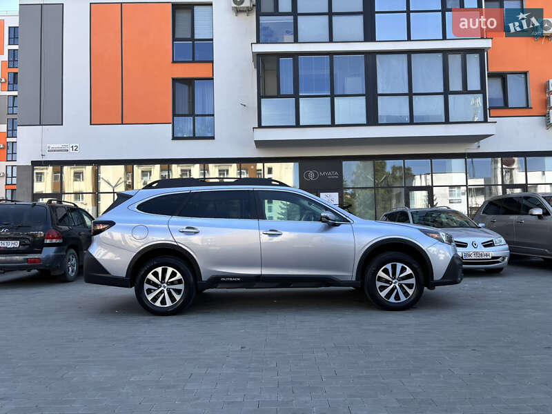 Универсал Subaru Outback 2021 в Вараше
