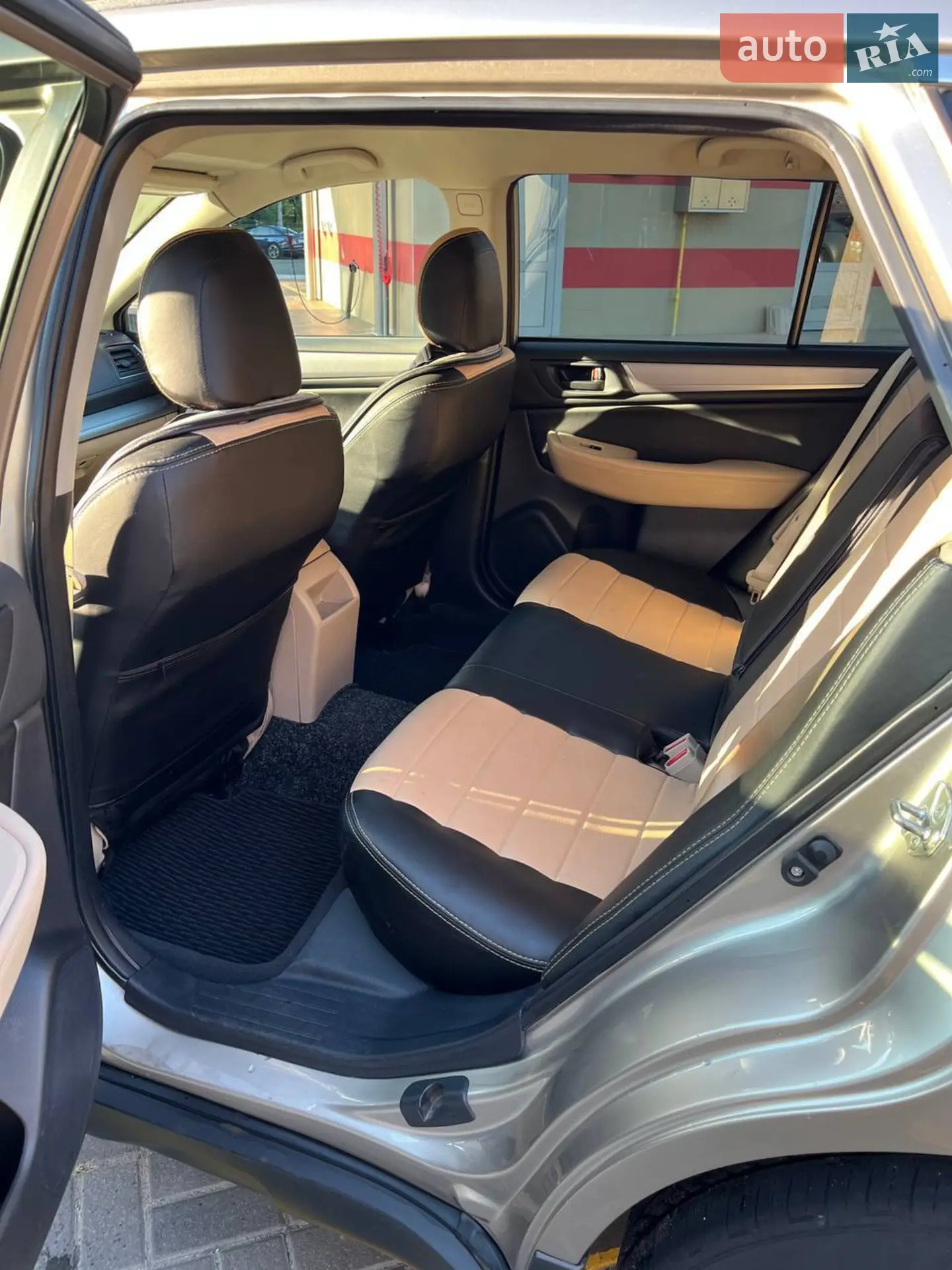 2018 Subaru Outback - мініатюра 9