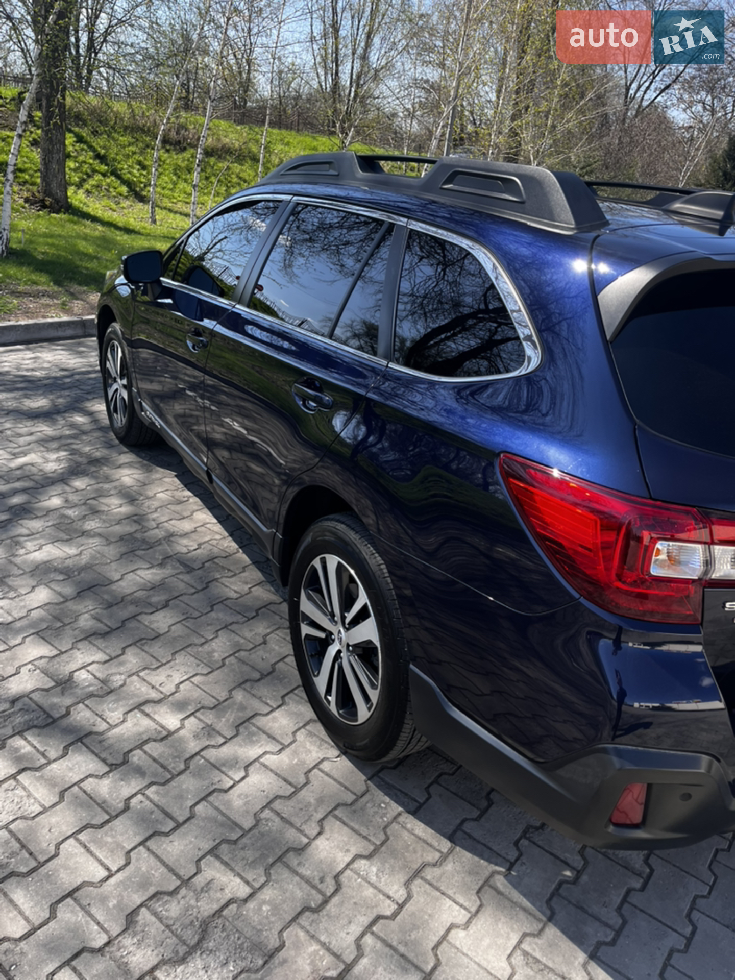 2017 Subaru Outback - мініатюра 6