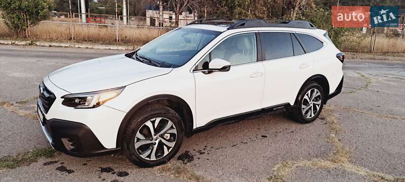 Внедорожник / Кроссовер Subaru Outback 2021 в Запорожье