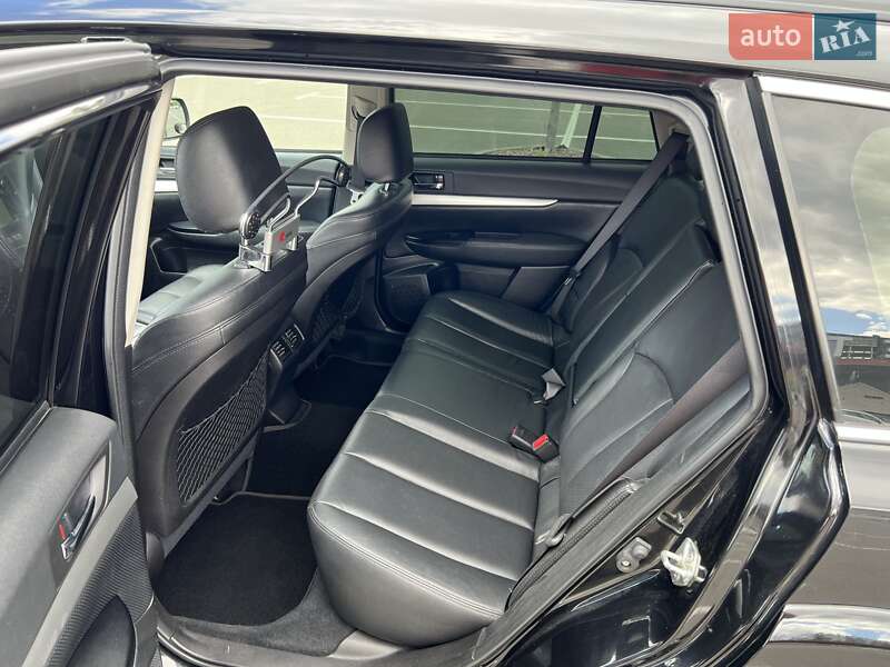 Универсал Subaru Outback 2010 в Киеве