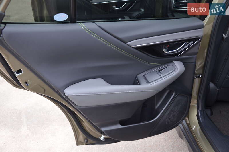 Универсал Subaru Outback 2024 в Киеве