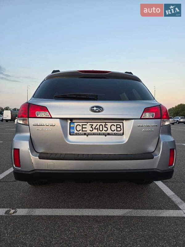 Универсал Subaru Outback 2012 в Киеве