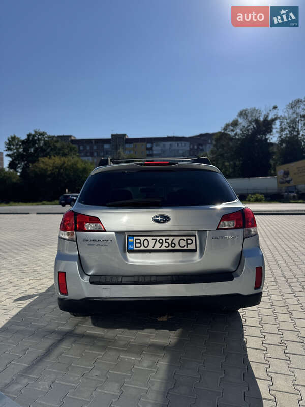 Универсал Subaru Outback 2013 в Тернополе
