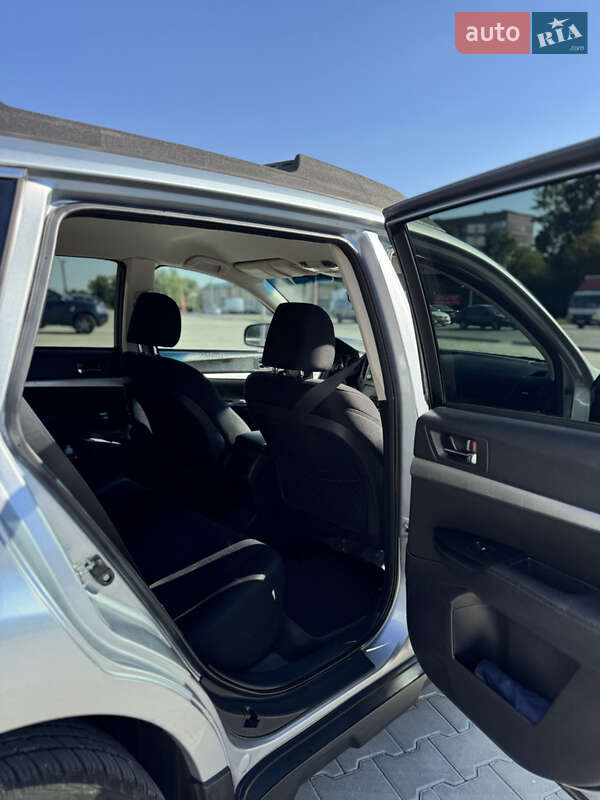 Универсал Subaru Outback 2013 в Тернополе