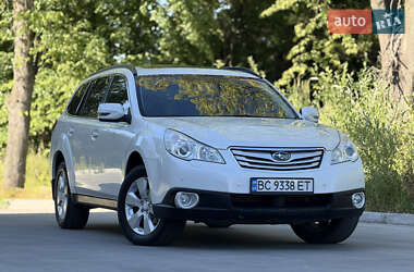 Універсал Subaru Outback 2011 в Дрогобичі