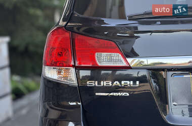 Универсал Subaru Outback 2013 в 